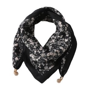 100% Viscose High Quality Black Floral Pattern Printed Youngsters Automatic Buckle Small Square Scarf Vintage Style Women'S Small Shawl Thin Warm Men'S Neck Scarf Windproof Cold-Resistant Wrap Shawl Fashionable Versatile Decor Headscarf Neck Protect